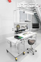 Vozík SAPEL s elektricky nastavitelnou výškou, 500x750mm, 2 nohy, ESD, SAPEL50752L-49