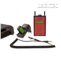 Měřič elektrického pole EFM 822, kufřík s příslušenstvím