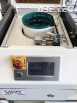 Stroj pro odizolování a krimpovaní volných předizolovaných koncovek STRIMP